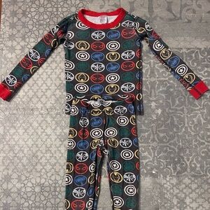 Hanna Andersson Marvel Superhero Pattern Pajamas - kids size 6/7